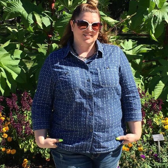 SEVEN 7 chambray button down | Size 18-20 | Mint condition | Only worn once - Picture 2 of 5